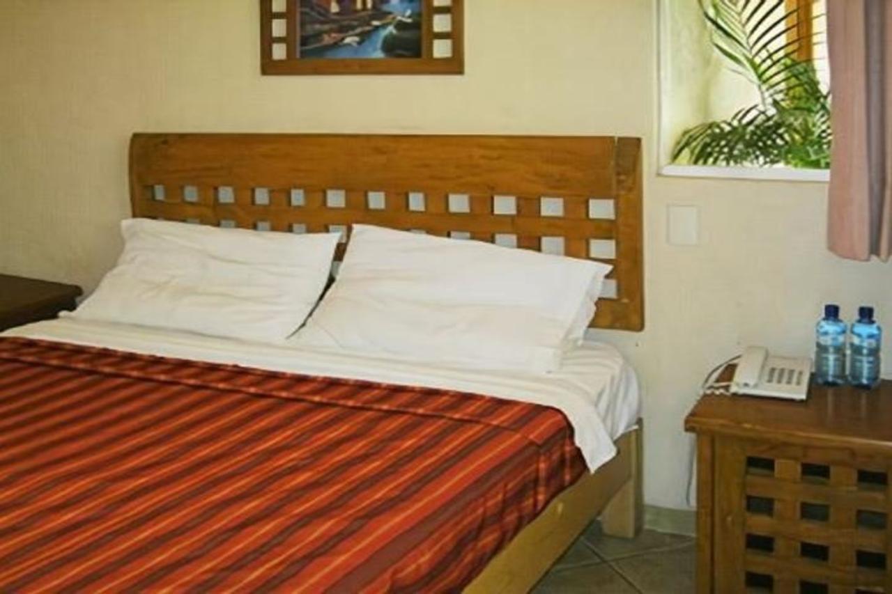 Hotel Real Santa Maria Cuernavaca Zewnętrze zdjęcie